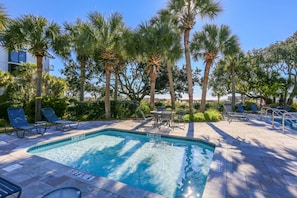 Unclassified image, 3 of 49, button