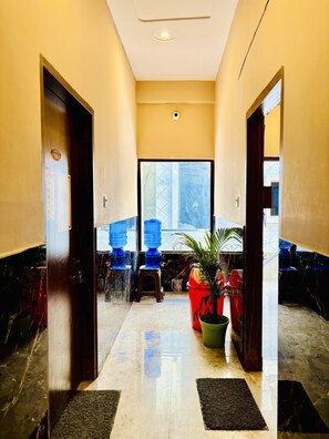 Lobby - RAGHAV DHAM (Vrindavan)