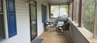 Oak Island 4BR Retreat