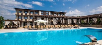 GIOWINE Hotel&Restaurant