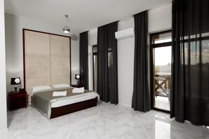 Coffres-forts dans les chambres, bureau