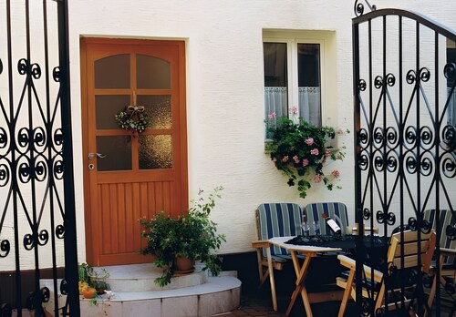 Studio '4' mit gemeinsamen Innenhof