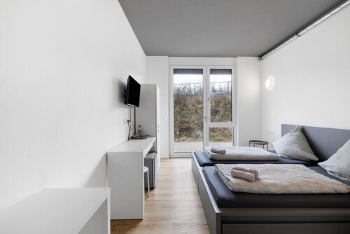 Zimmer '5' mit gemeinsamer Terrasse und Wi-Fi