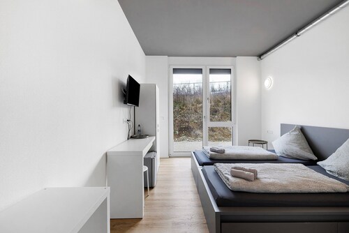 Zimmer '5' mit gemeinsamer Terrasse und Wi-Fi