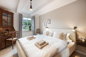 5 habitaciones, tabla de planchar con plancha y wifi gratis 