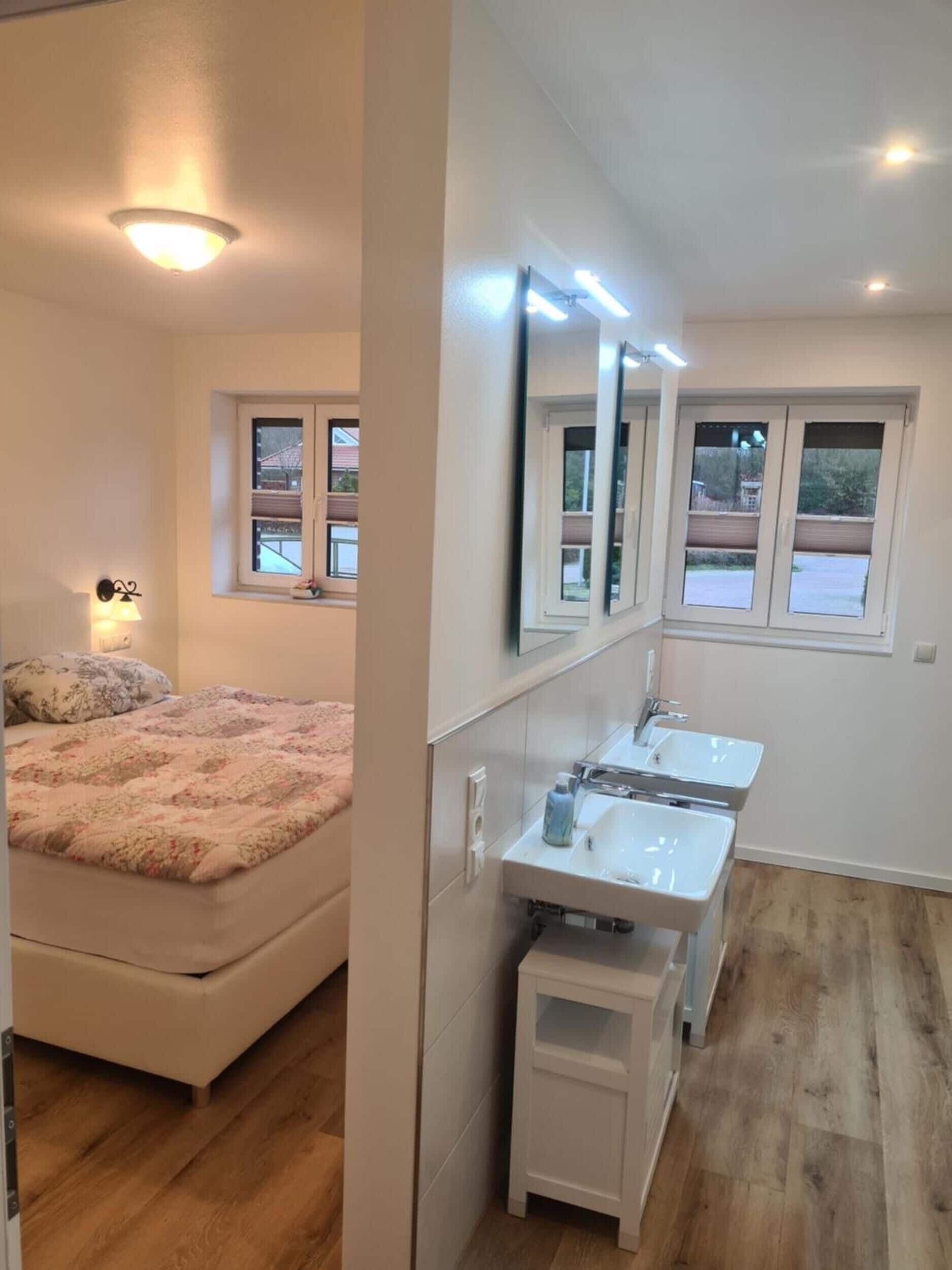 4 bedrooms, iron/ironing board, free WiFi, bed sheets
