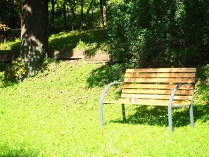 Property grounds - Apartment '4' with Shared Terrace, Shared Garden and Wi-Fi (Gerstungen)