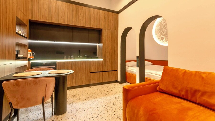 JAIS Home-Moon Apartment-Old Town/ Muzeului Square