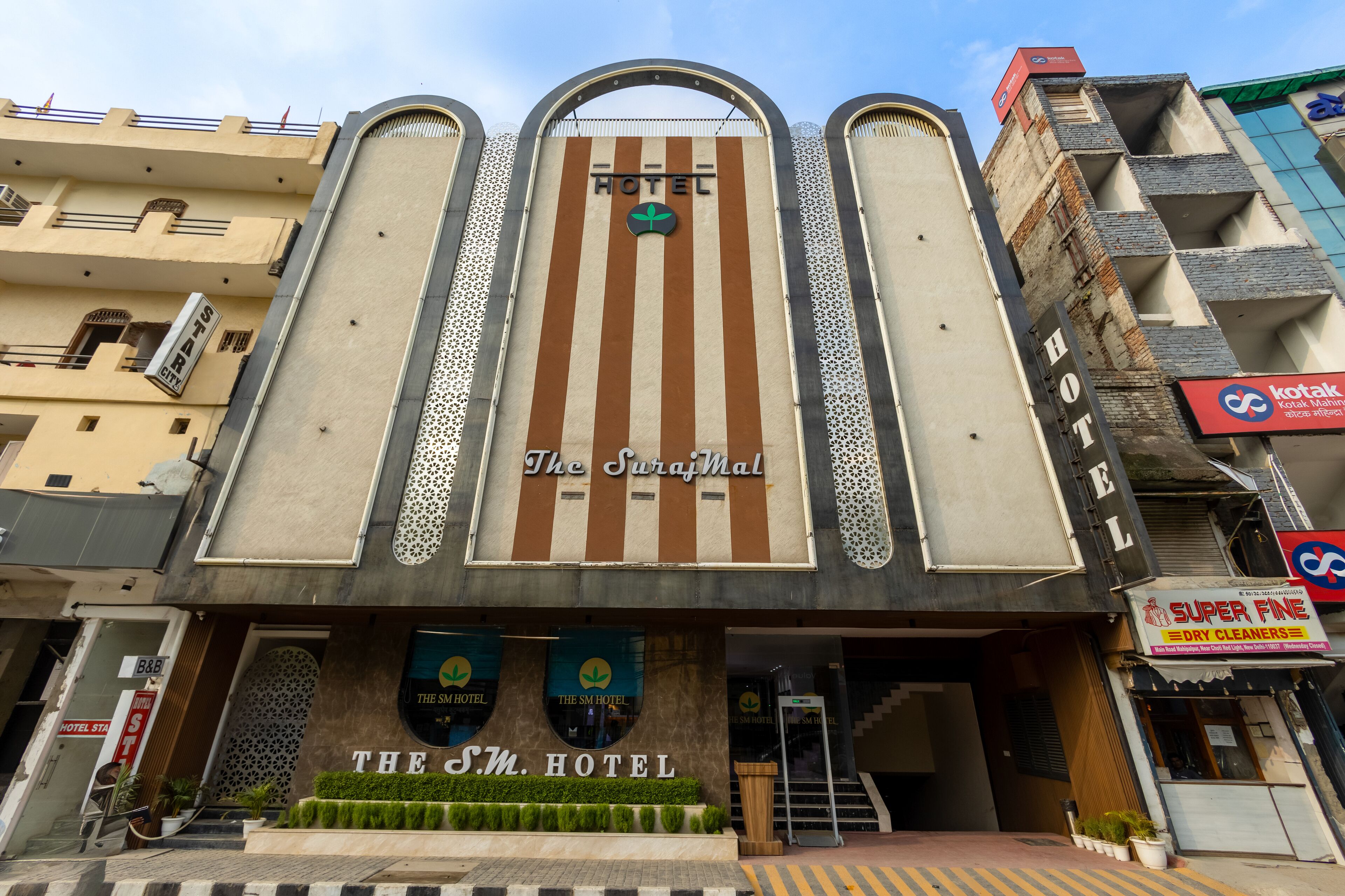 Photo - The SM Hotel By RMR Hotels