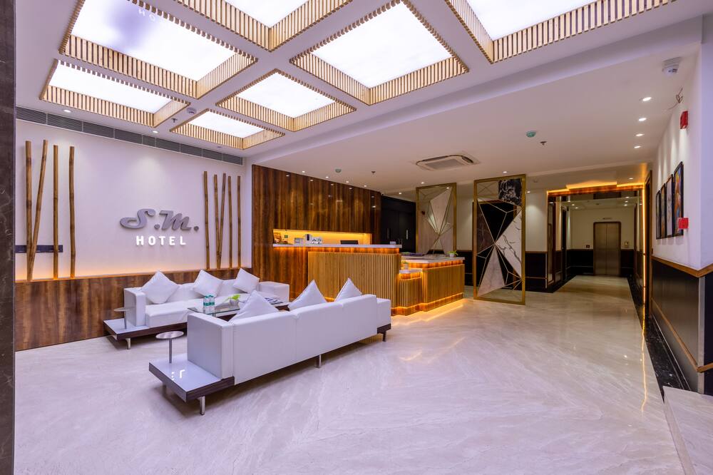 The SM Hotel By RMR Hotels