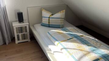 3 slaapkamers, reisbedje, wifi