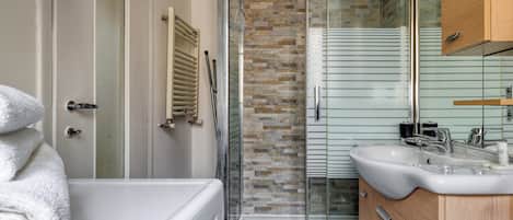 Apartamento standard | Banheiro