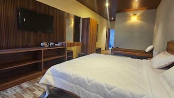 In-room safe, desk, laptop workspace, blackout curtains
