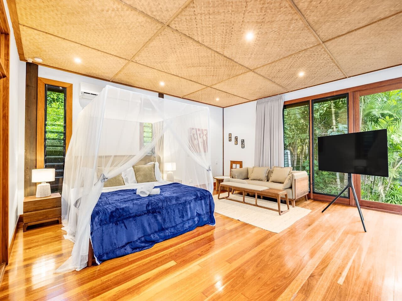 7 soveværelser, strygejern/strygebræt, Wi-Fi, sengetøj