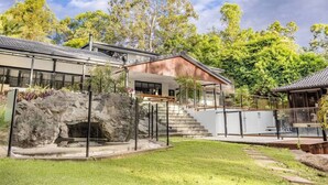 Exterior - Pool, Tennis & Cinema! 7Beds Bali-Inspired Retreat (Chapel Hill)