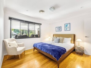 7 Schlafzimmer, Bügeleisen/Bügelbrett, WLAN, Bettwäsche