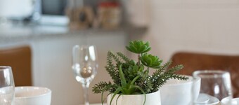 Small Groups & Families! Stylish 3Beds near mall