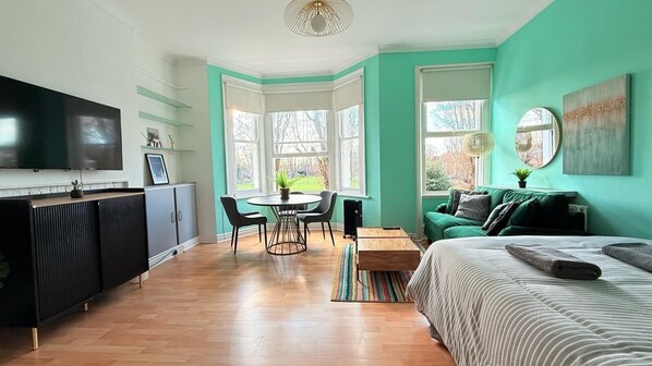 1 bedroom, iron/ironing board, WiFi, bed sheets