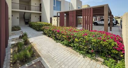 Bright & Airy 2BR | Family-Friendly w/ Pool & Gym