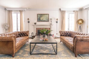 TV, fireplace, books - Timeless Three-Story Treasure w/ Pool, Rolling Hills and Fireplace (Lagrangeville)