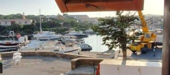 The House of Bathers