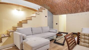 Apartament | 3 dormitoris, planxa i posts de planxar i wifi gratuïta