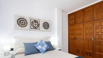 House, 2 Bedrooms, Terrace | 2 bedrooms