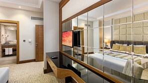 Superior Suite, City View