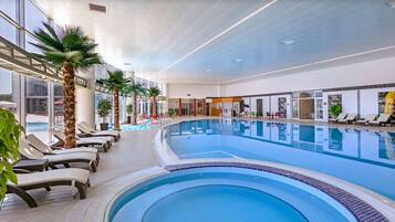 6 indoor pools, 2 outdoor pools, open 9:00 AM to 9:30 PM, pool loungers