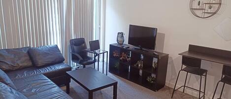 Lägenhet | Vardagsrum | Tv