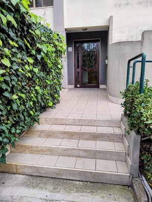 Exterior detail - kComfortable apartment near Poetto beach in Sardinia (Quartu Sant'Elena)