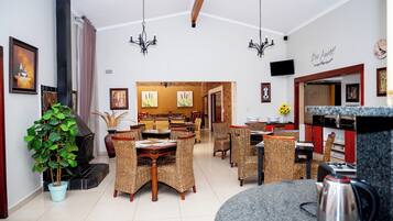 Petit déjeuner anglais compris tous les jours