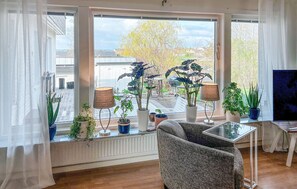Televisie en een open haard