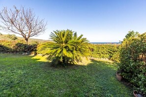 Property grounds - Lulamax Sardinia - Three-room apartment Victor (Agrustos)