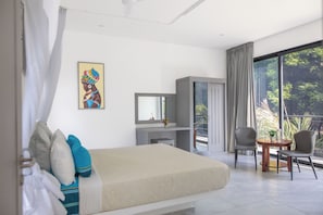 Luxury Villa, Pool View | 3 bedrooms, in-room safe, blackout drapes, soundproofing - Coral Reef Villas (Watamu)