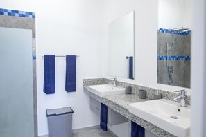 Luxury Villa, Pool View | Bathroom | Soap, toilet paper - Coral Reef Villas (Watamu)