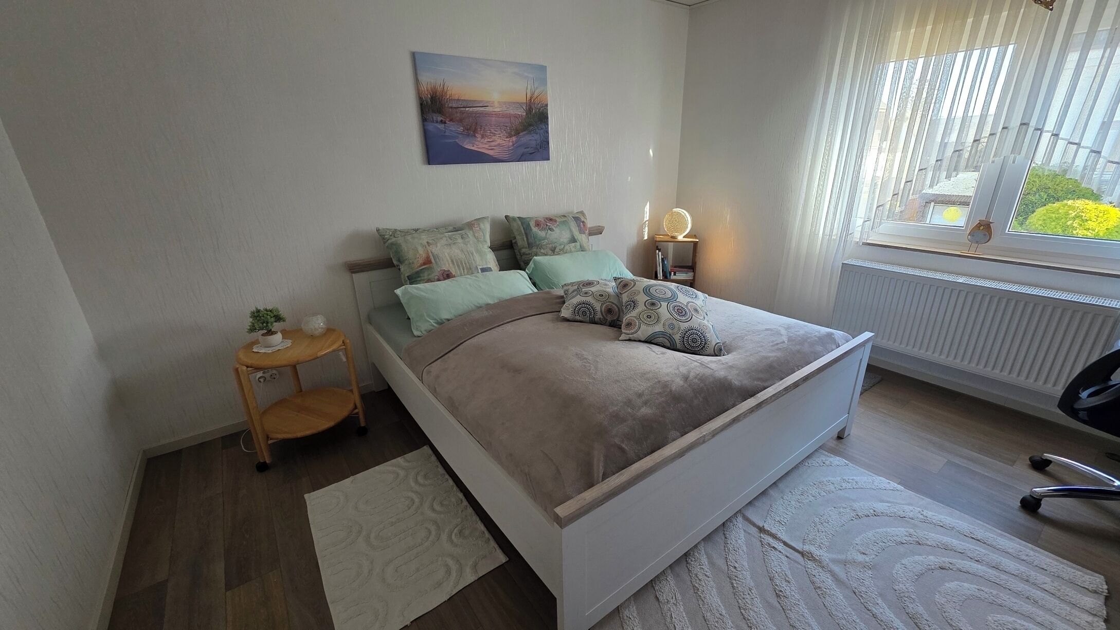 2 bedrooms, desk, iron/ironing board, free WiFi