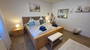 2 chambres, bureau, fer et planche à repasser, Wi-Fi gratuit