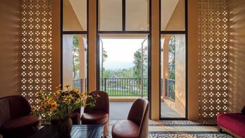 Literie de qualité supérieure, minibar, décoration personnalisée