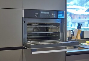 Comfort Apartment, 2 Bedrooms, Balcony, Mountain View | Private kitchen | Coffee/tea maker, electric kettle, toaster, freezer