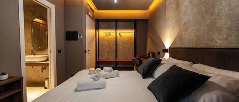 Chambre Double Supérieure, salle de bains privée