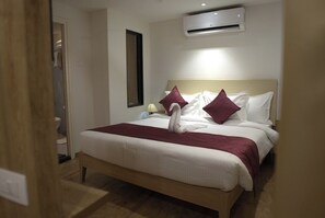 Ducha, toallas, jabón, shampoo