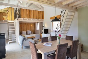 2 chambres, fer et planche Ă repasser, Wi-Fi, draps fournis