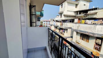 Apartment, 2 Bedrooms, Accessible, Balcony | Balcony