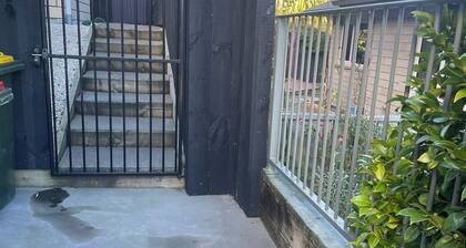 Charming 2-bedroom apartment with WiFi, AC in amazing Rotorua
