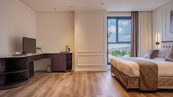 Desk, iron/ironing board, free WiFi