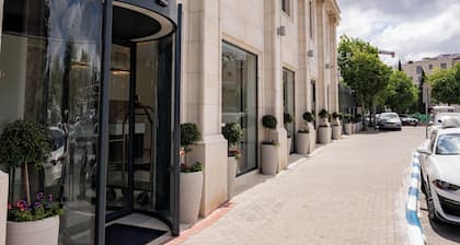 Levant Hotel