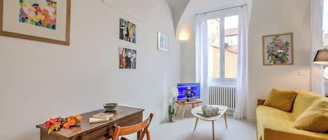 Appartement Familial, plusieurs chambres (La Dolce Pigna) | Coin séjour