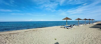 - Casa Anna - beachfront