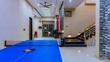 Biệt thự Cao cấp, 6 phòng ngủ, hồ bơi riêng, khu vực vườn | Khu phòng khách